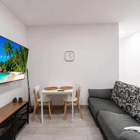 Mara 1 Playa Del Burrero Junto Al Mar Wifi Gratis By Canarias Prime Homes * Ingenio