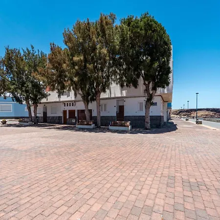 Mara 1 Playa Del Burrero Junto Al Mar Wifi Gratis By Canarias Prime Homes * Ingenio